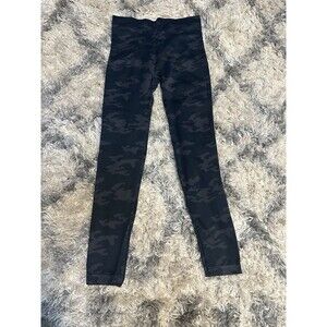 Spanx Camouflage Camo Shape Wear Leggings Women's Size Medium gray/green